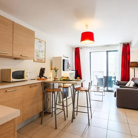 Victor Hugo Ap4159 Nice, By Riviera Homes * Nice